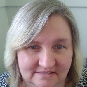 Meet your Posher, Carolyn